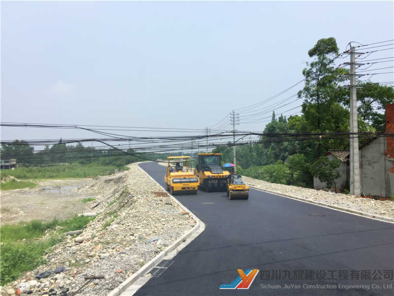 崇州羊马新城市政道路施工