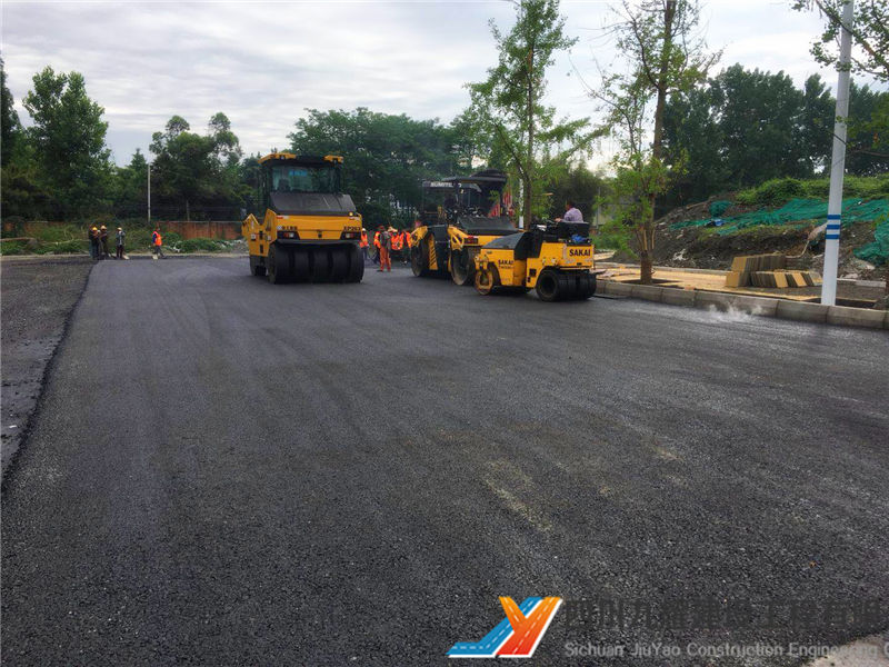 郫都区中航城配套市政路面工程