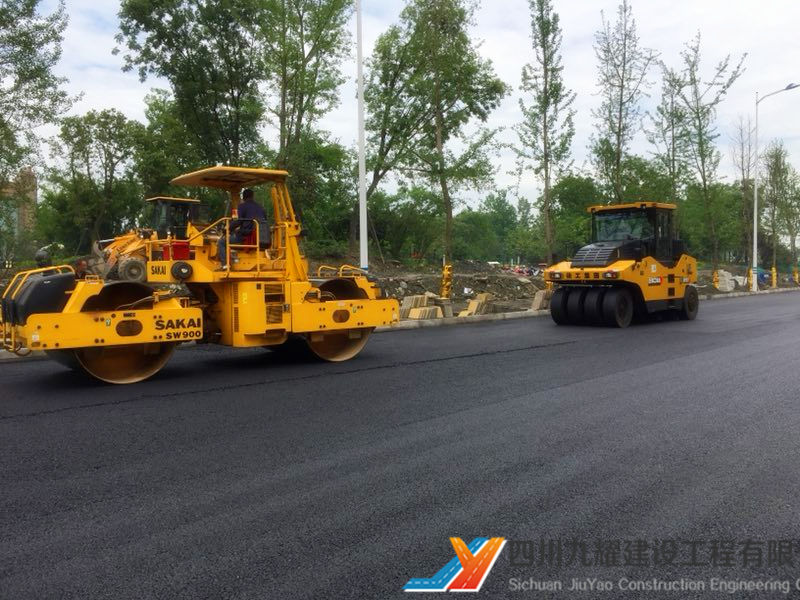 郫都区中航城配套市政路面工程