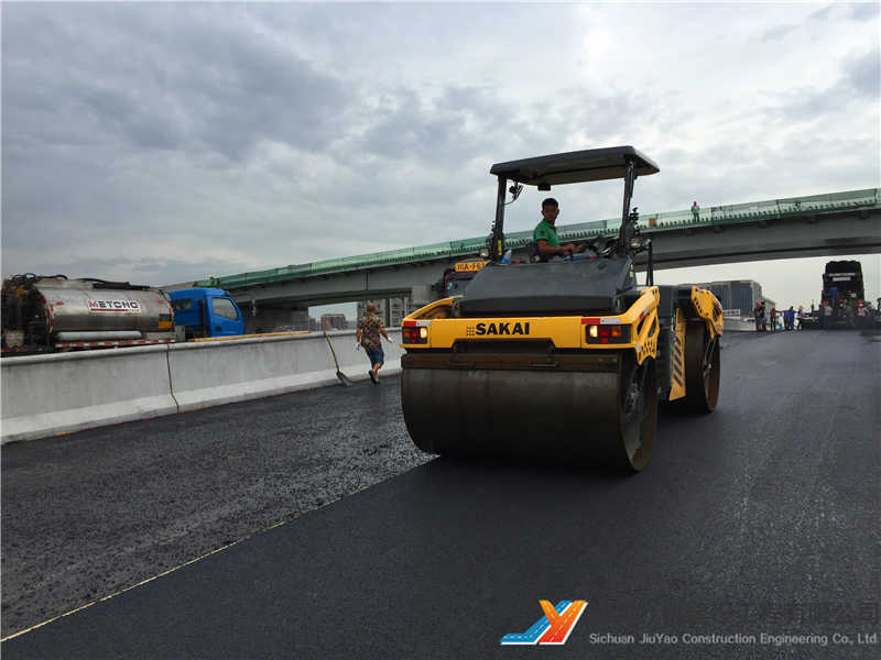 成都武侯区2.5环钢桥面工程