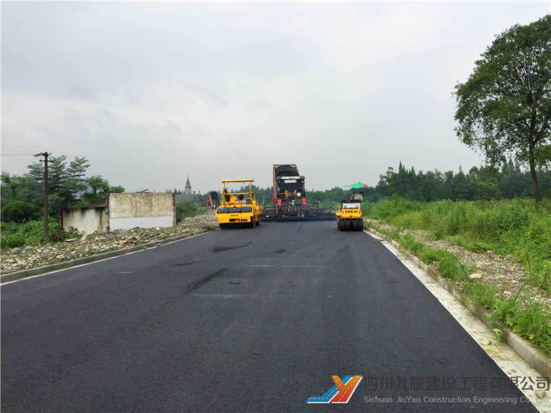 崇州羊马新城市政道路施工