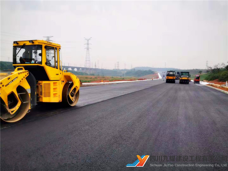 起步区市政道路（一期）北干道道路工程